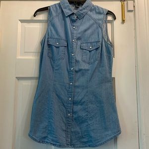 Never Worn Forever 21 Denim Button Down Tank, size S